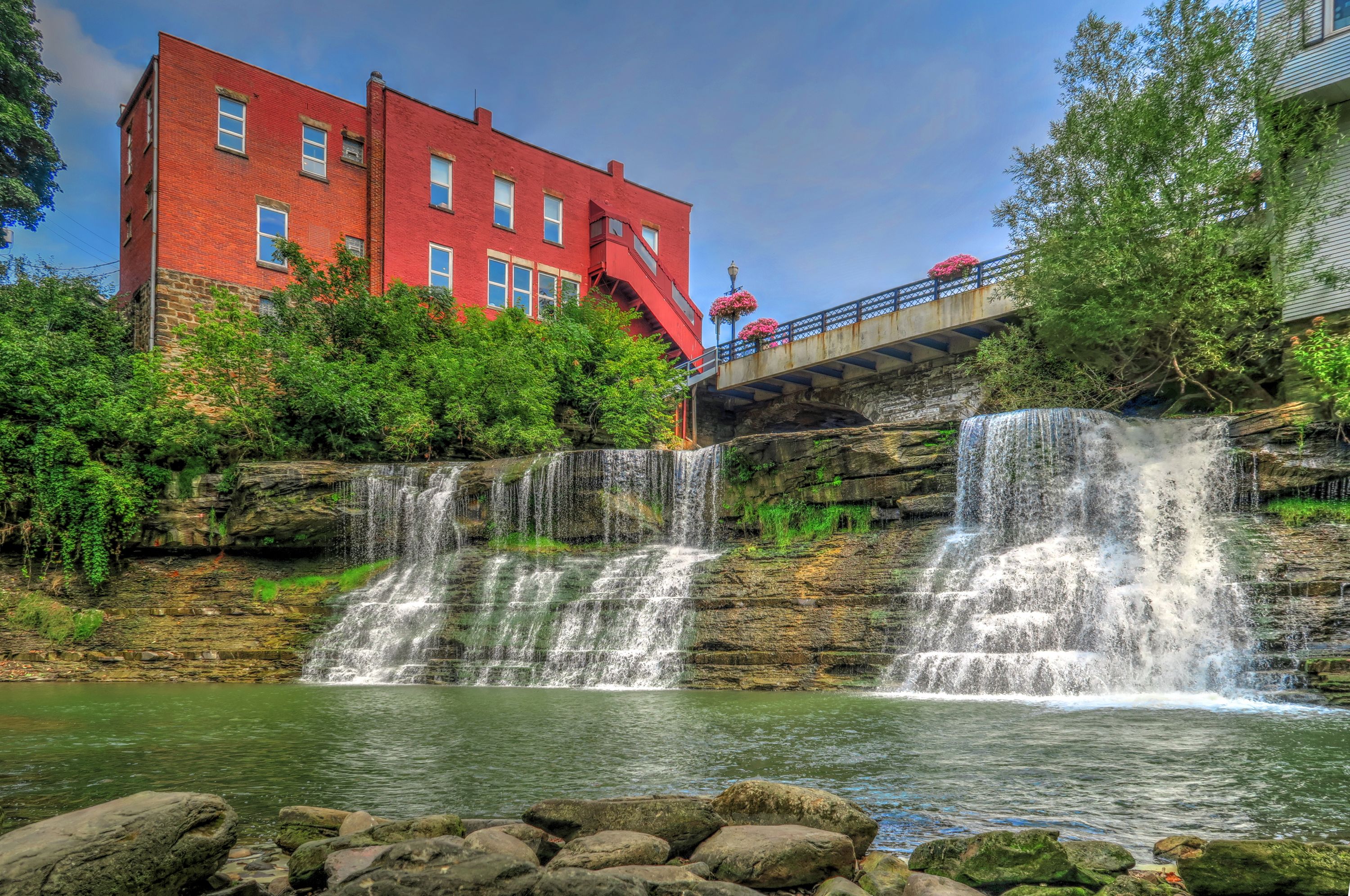 Chagrin Falls, OH Shutterstock 1109109170